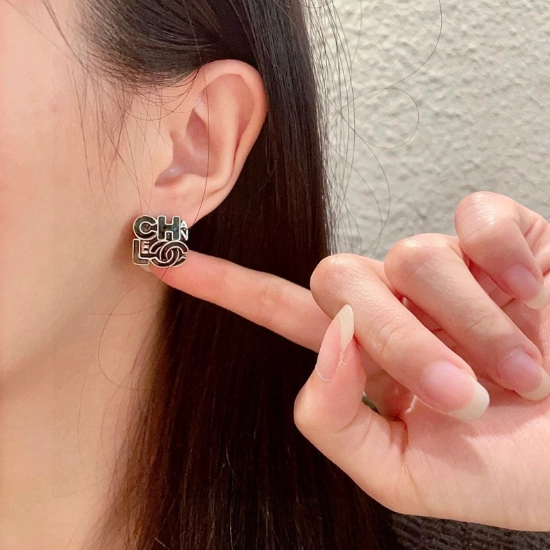 Comfortable Chxnxl Earrings 285206