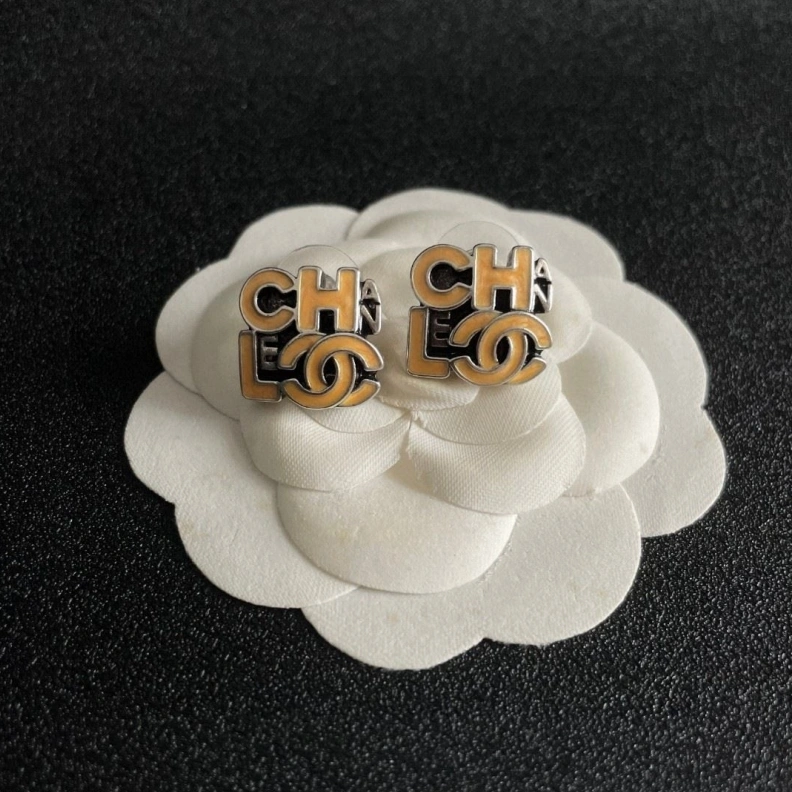 Durable Chxnxl Earrings 285200