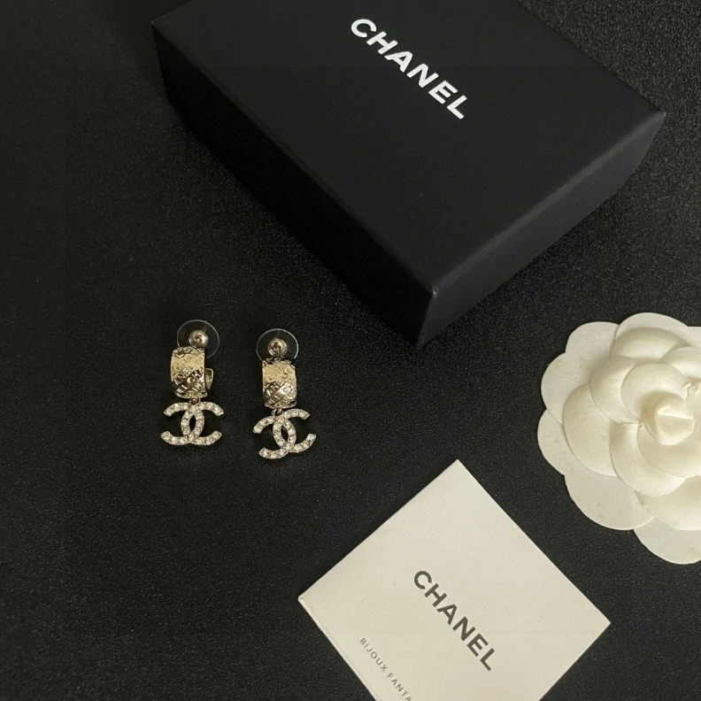 Trendy Chxnxl Earrings 285208