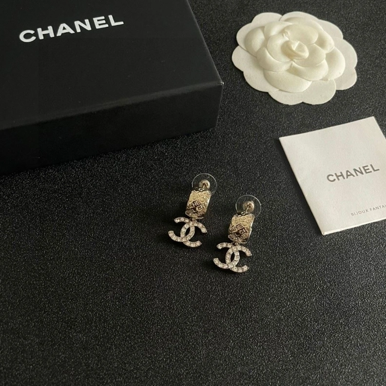 Trendy Chxnxl Earrings 285208