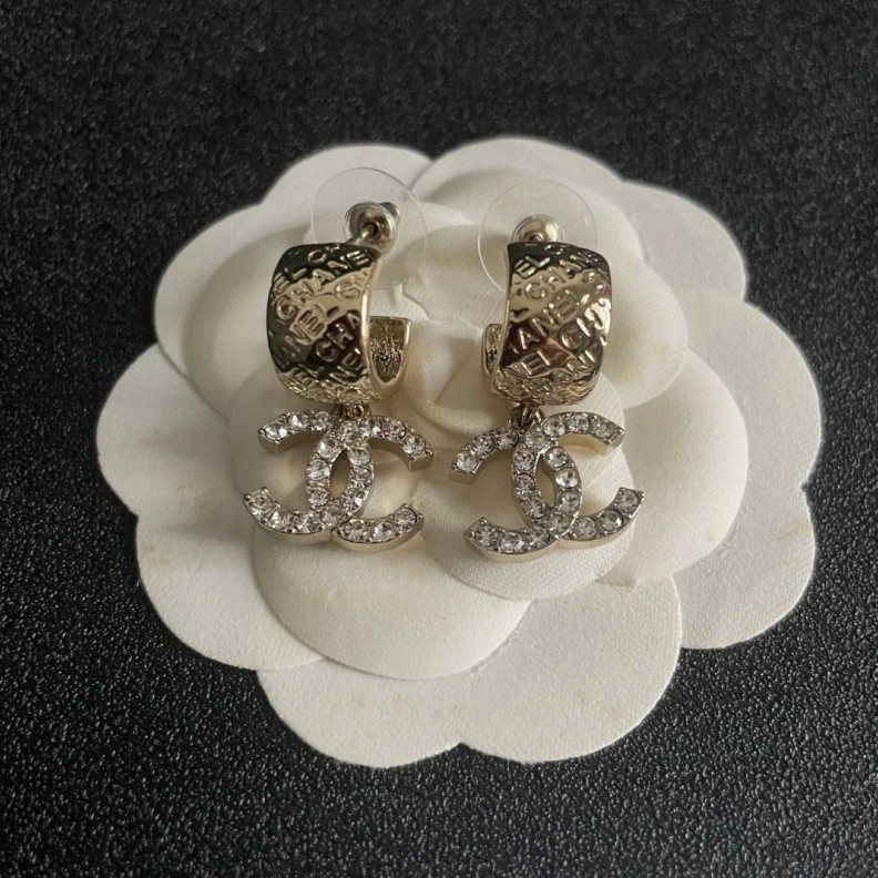 Trendy Chxnxl Earrings 285208