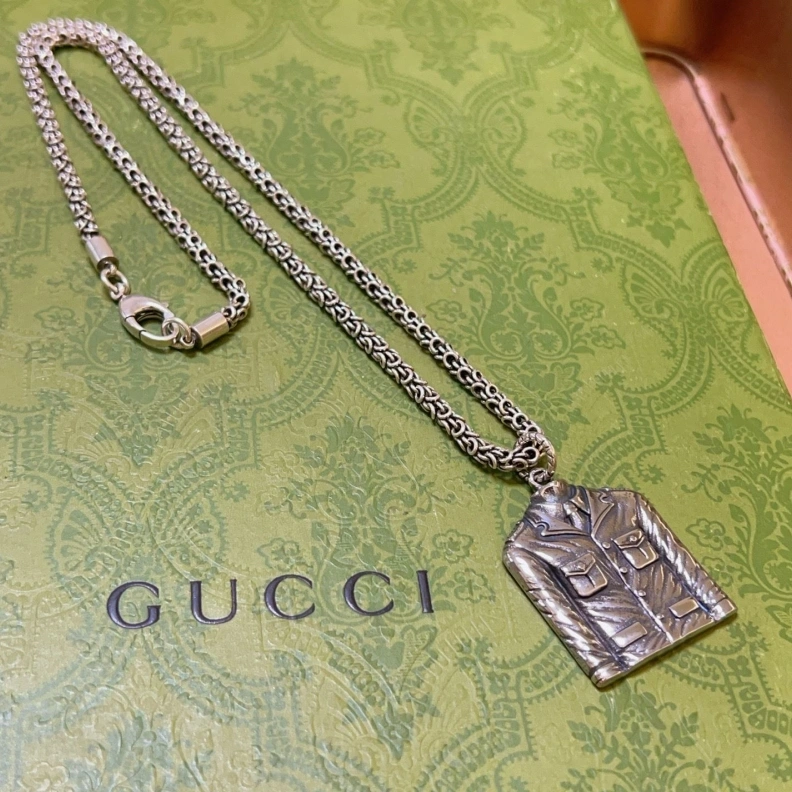Cozy Gxccx Necklaces 303098