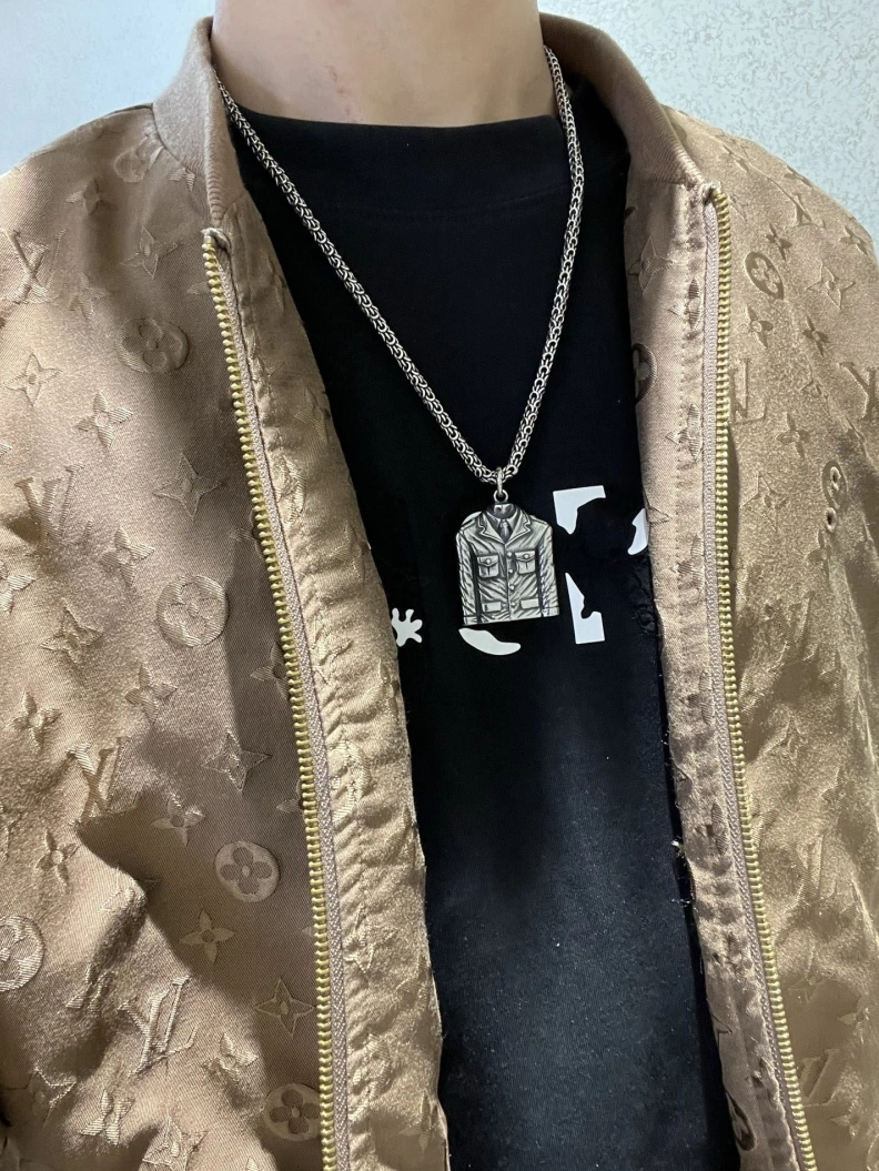 Cozy Gxccx Necklaces 303098