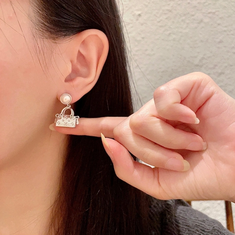 LX Earrings Breathable 308631