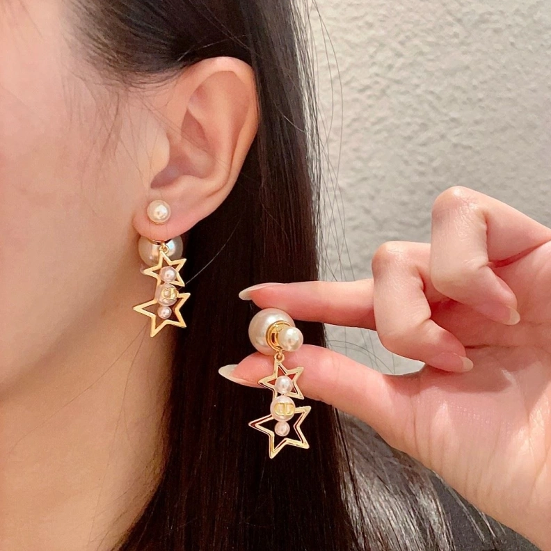 Refined Christian Dxxr Earrings 293837