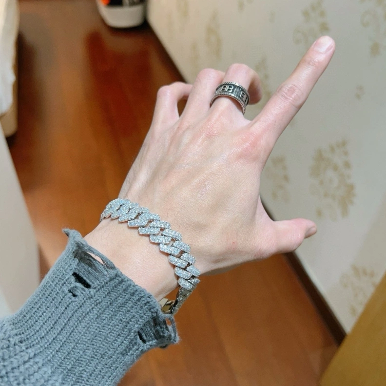 Cozy Gxccx Bracelets 303296