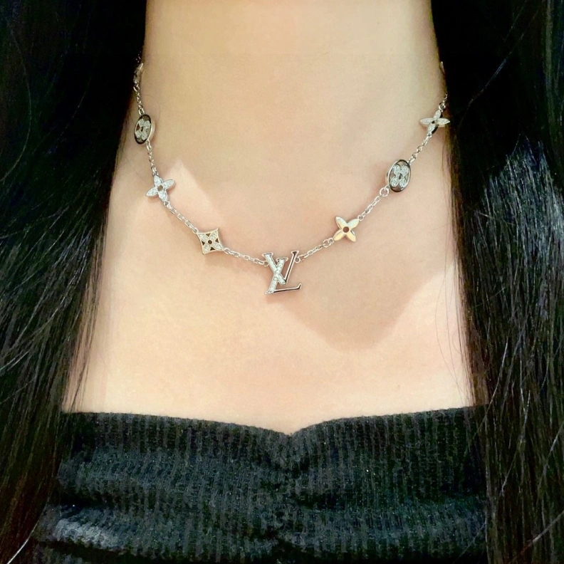 LX Necklaces Practical 308422