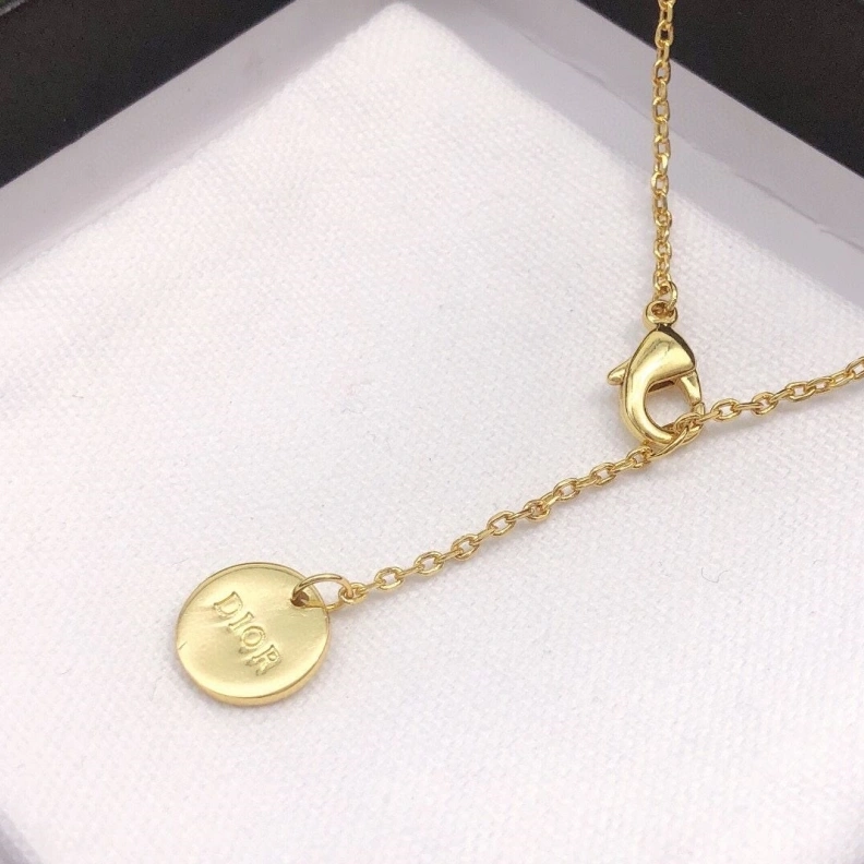 Christian Dxxr Necklaces ModernLook 293702