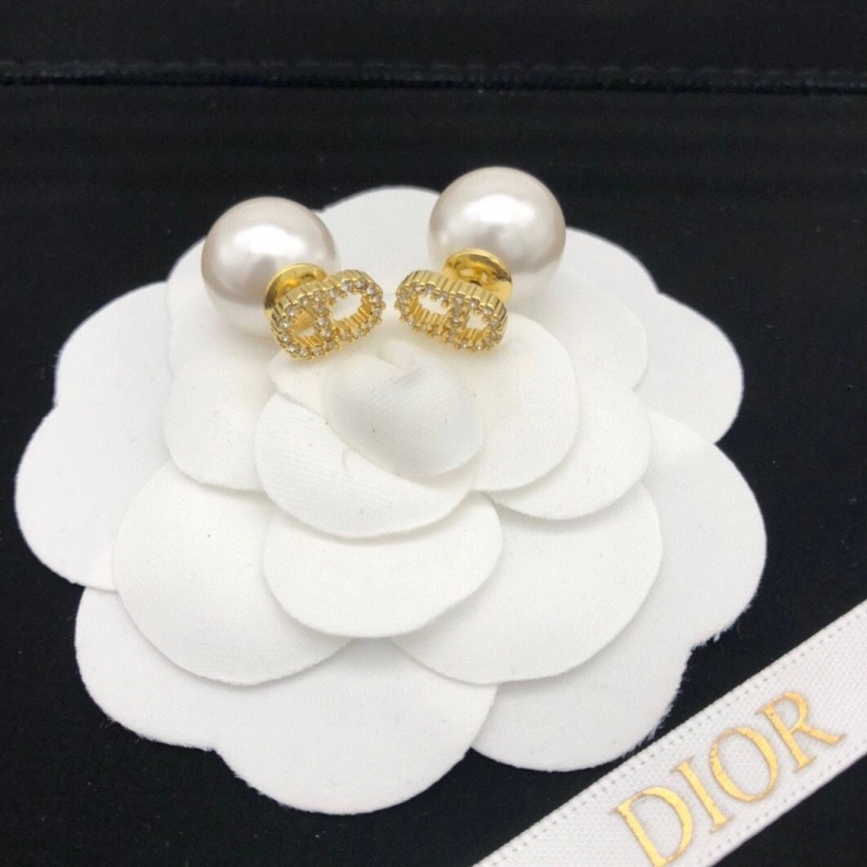 Soft Christian Dxxr Earrings 293827