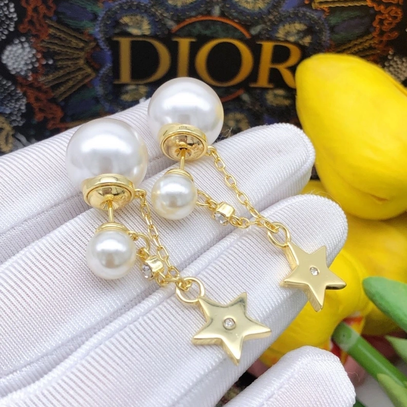 Breathable Christian Dxxr Earrings 293834