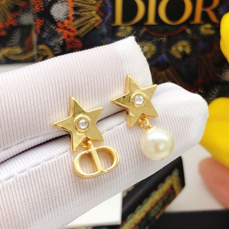 DailyWear Chxnxl Earrings 285180
