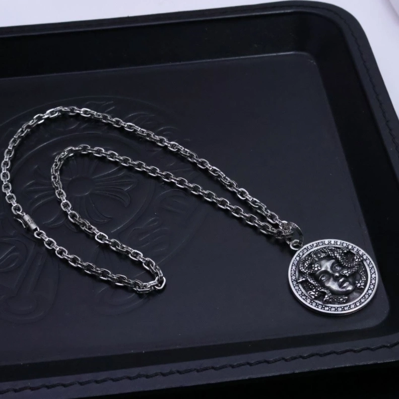 Classic Chrxmx Hxxrts Necklaces 295781