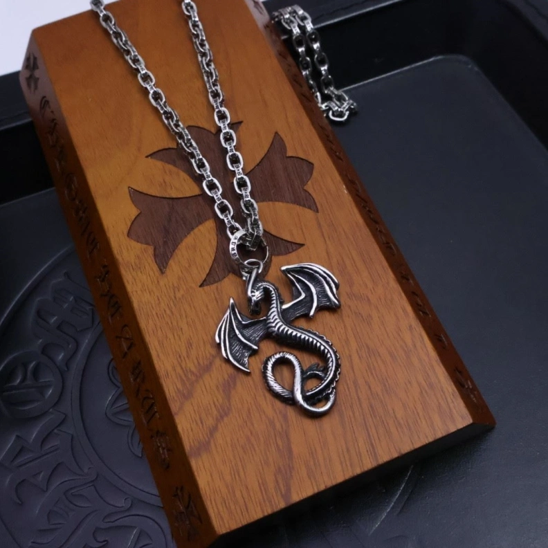 Chrxmx Hxxrts Necklaces Sophisticated 295772