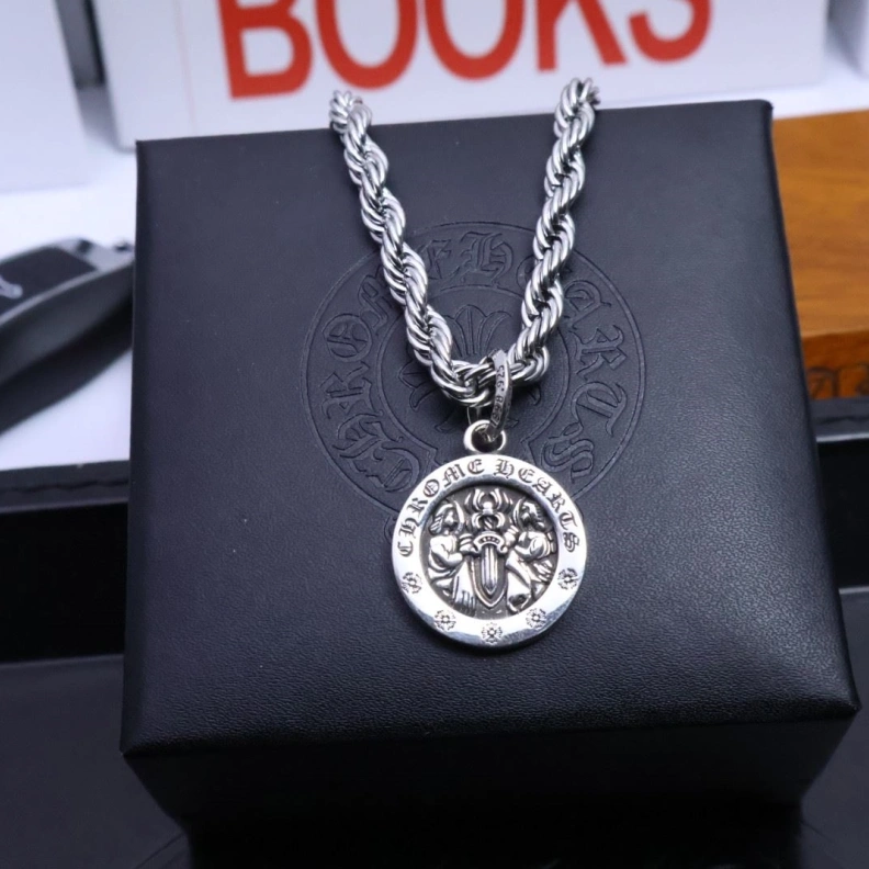 NewStyle Chrxmx Hxxrts Necklaces 295784