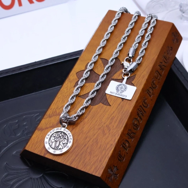 NewStyle Chrxmx Hxxrts Necklaces 295784