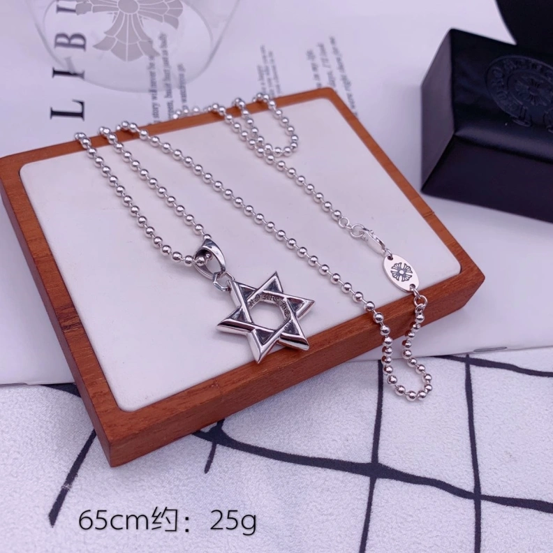 EasyMatch Chrxmx Hxxrts Necklaces 295761