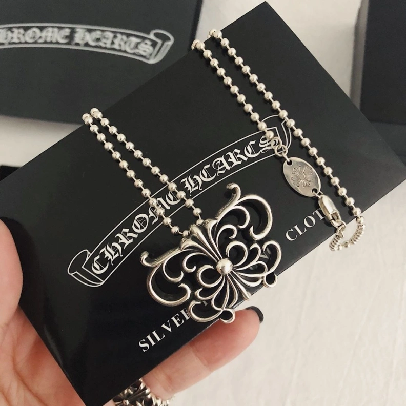 Durable Chrxmx Hxxrts Necklaces 295755