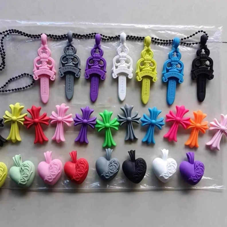 Trendsetting Chrxmx Hxxrts Necklaces 295756