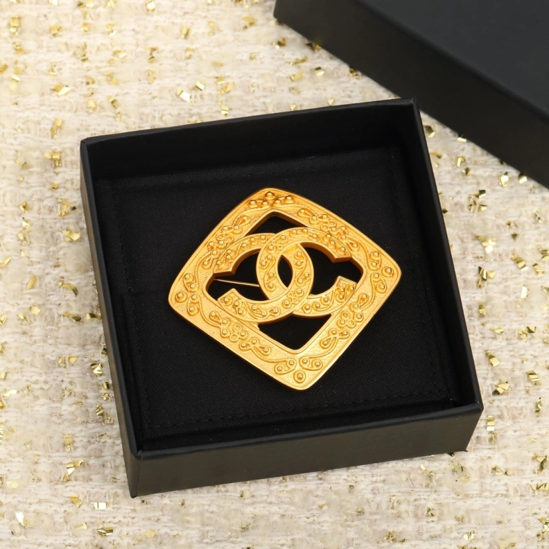 Chxnxl Brooches DailyWear 287832