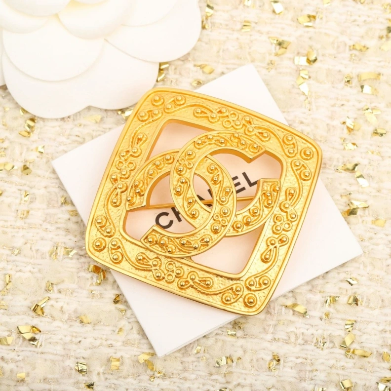 Chxnxl Brooches DailyWear 287832