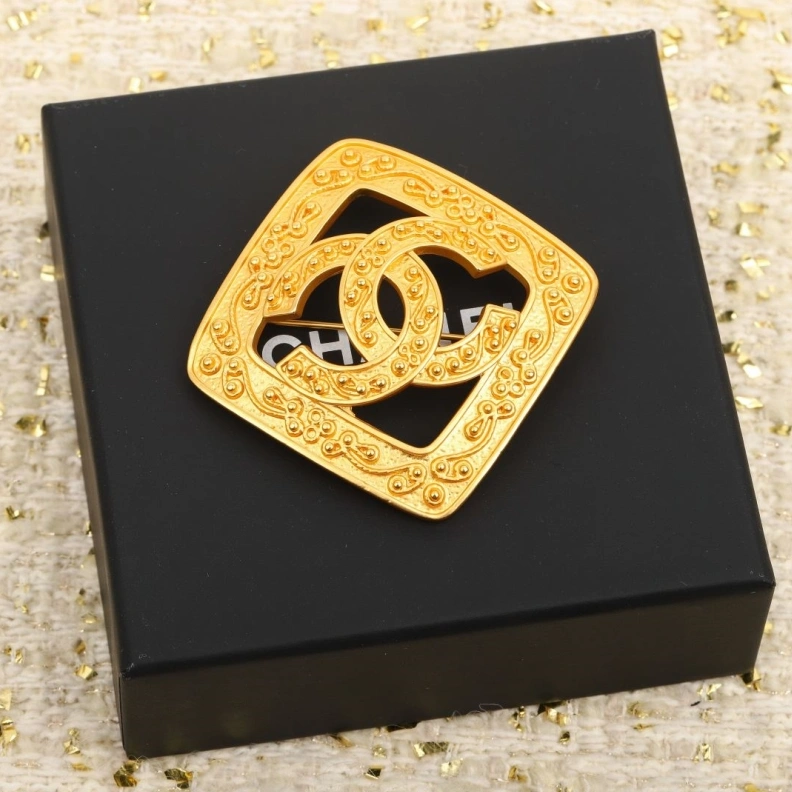 Chxnxl Brooches DailyWear 287832