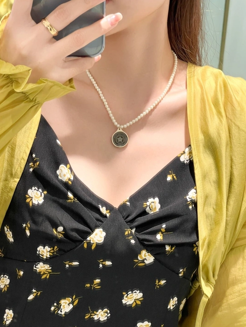 Christian Dxxr Necklaces Breathable 293701