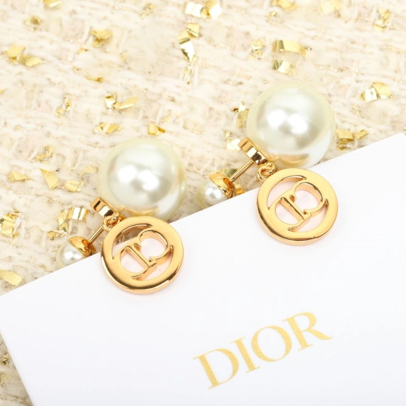 Christian Dxxr Earrings UrbanStyle 293817
