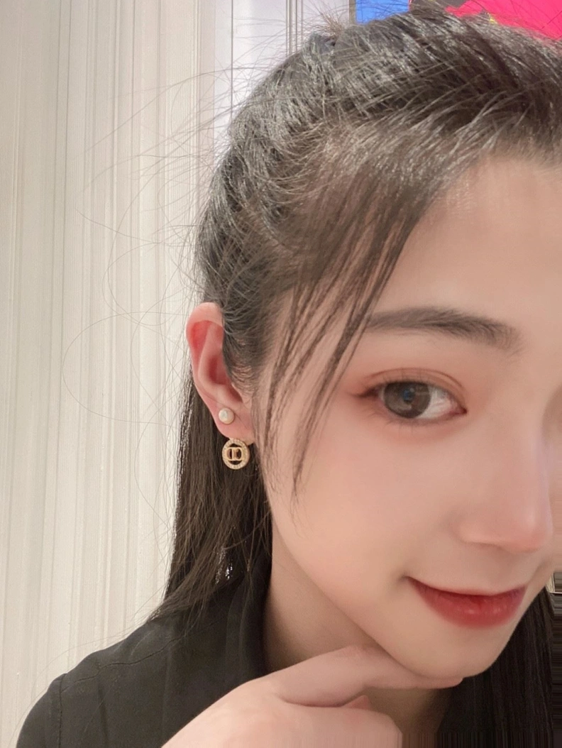 Christian Dxxr Earrings UrbanStyle 293817