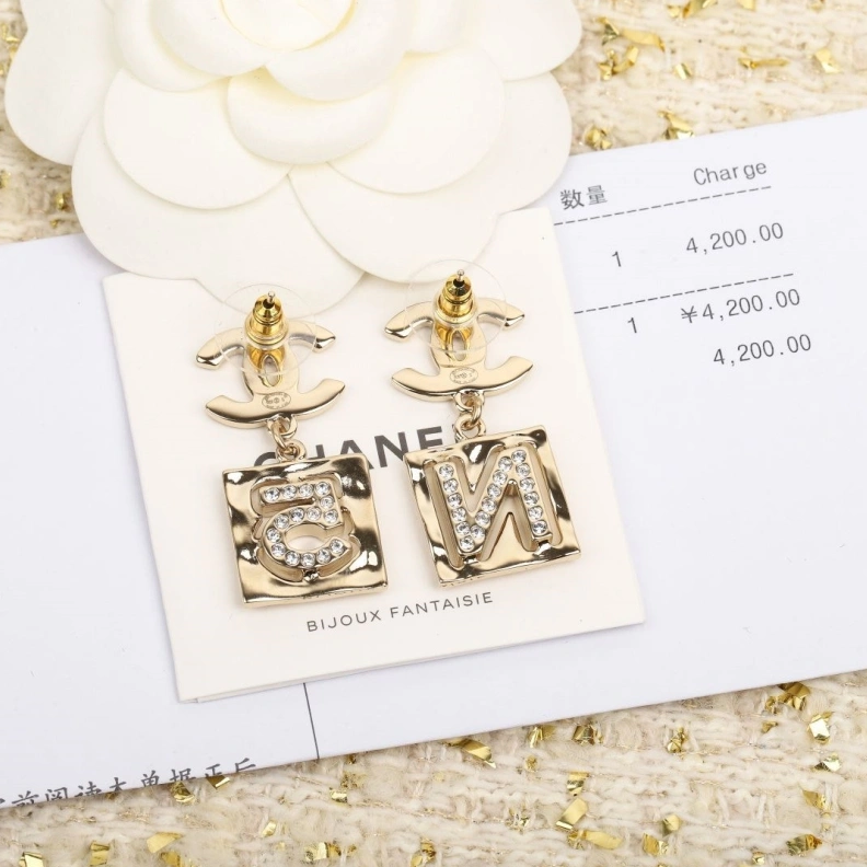 Chxnxl Earrings Bold 287496