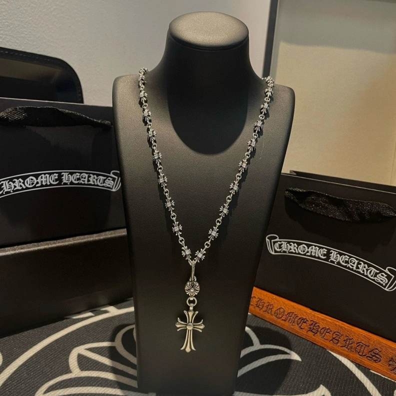 Chrxmx Hxxrts Necklaces Stylish 295745