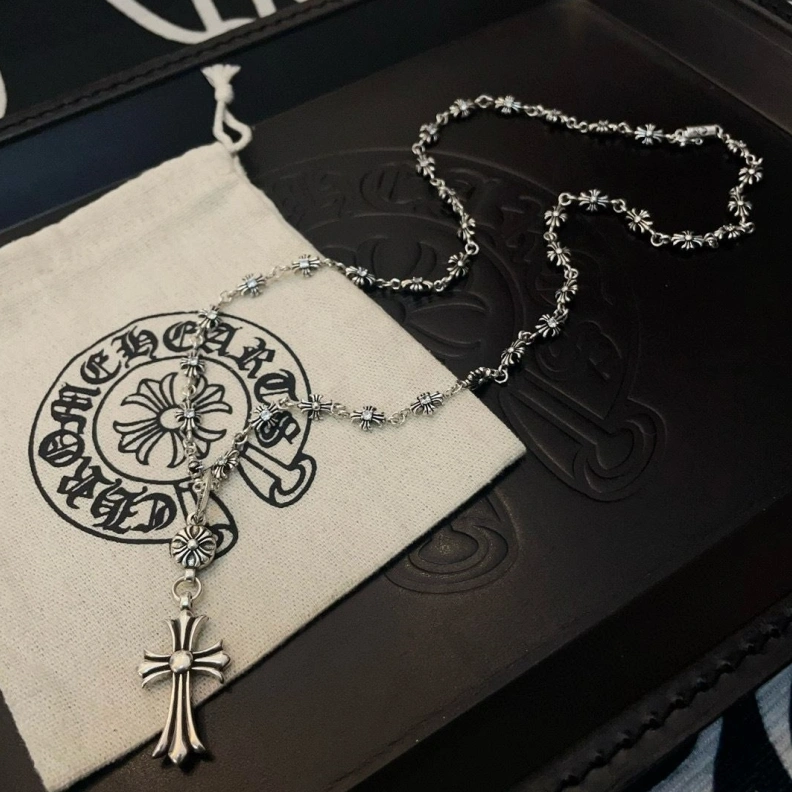Chrxmx Hxxrts Necklaces Stylish 295745