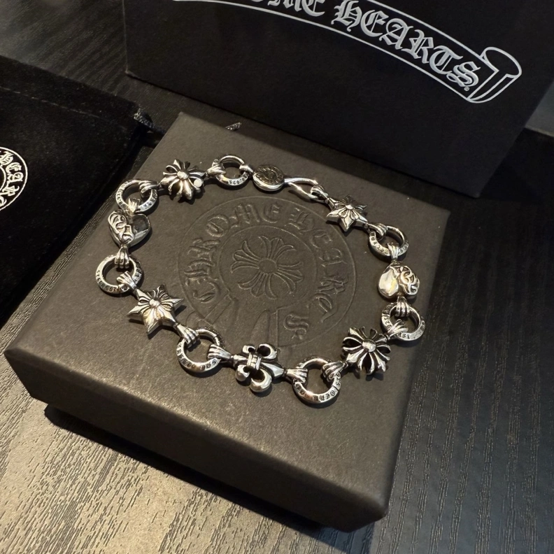 Chrxmx Hxxrts Necklaces Breathable 295741