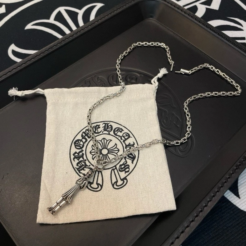 Sleek Chrxmx Hxxrts Necklaces 295738