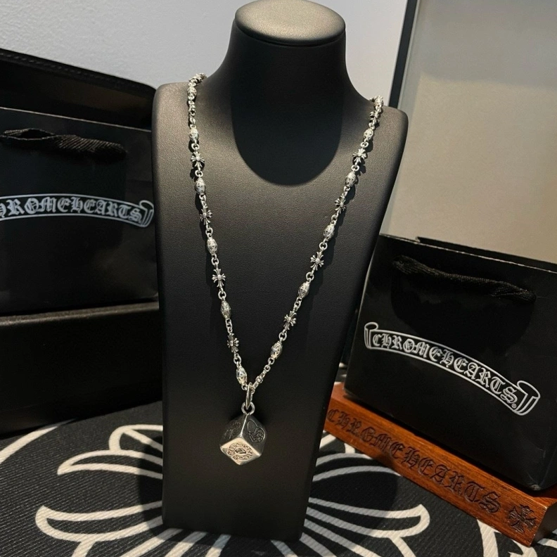 Chrxmx Hxxrts Necklaces Durable 295730