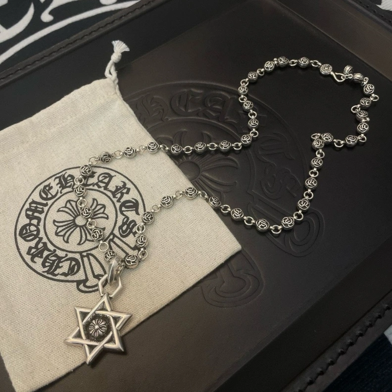 Chrxmx Hxxrts Necklaces Cozy 295731