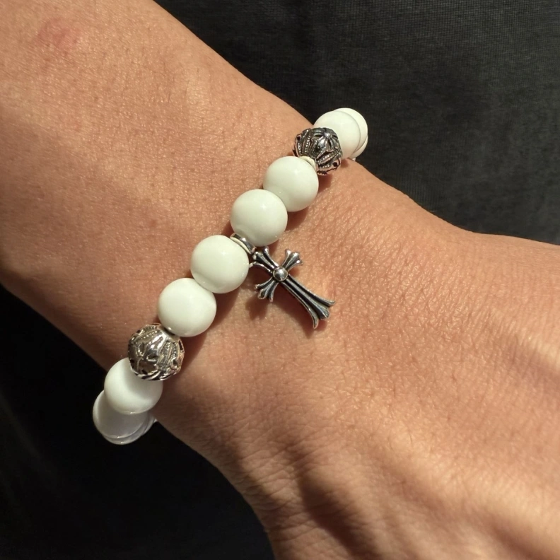 Fashionable Chrxmx Hxxrts Bracelets 296304