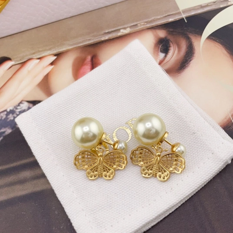 Efficient Christian Dxxr Earrings 293810