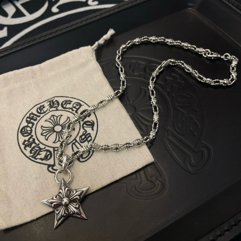 Chrxmx Hxxrts Necklaces Cozy 297869