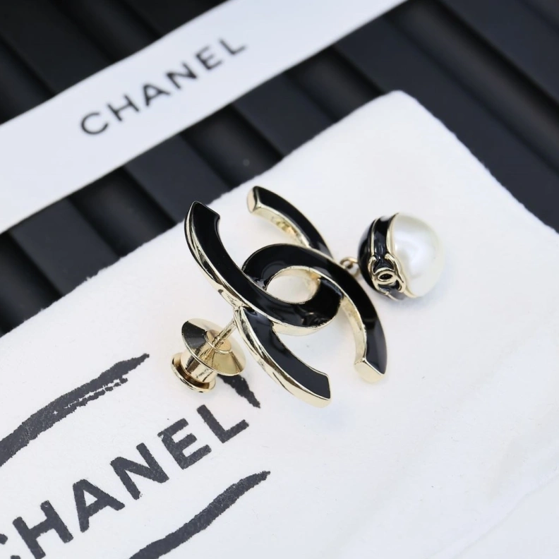 Chxnxl Brooches Cozy 284598