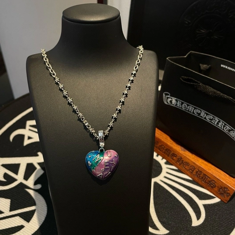 Comfortable Chrxmx Hxxrts Necklaces 297867