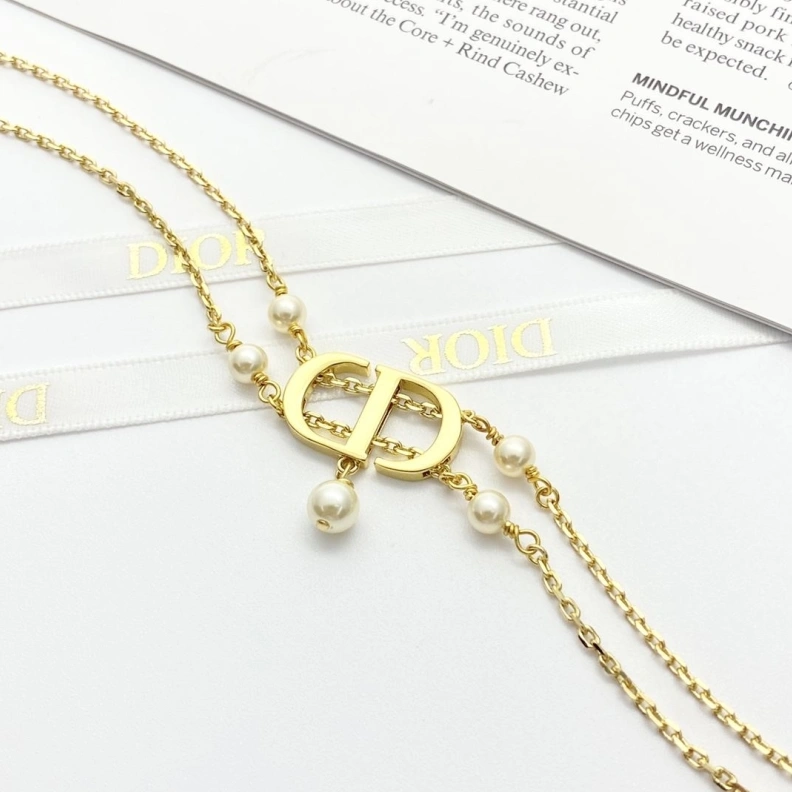 Christian Dxxr Necklaces Elegant 293700