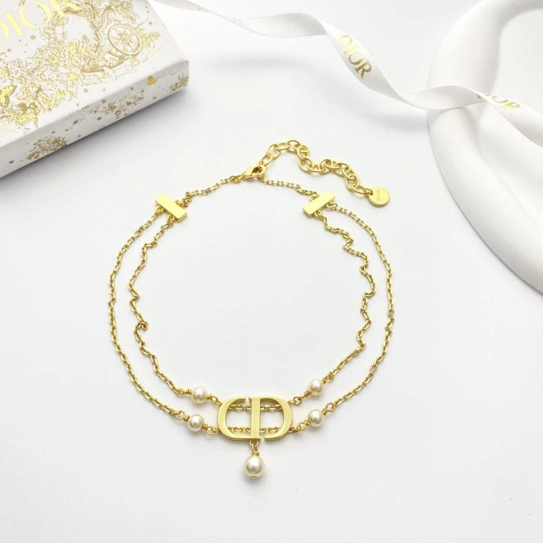 Christian Dxxr Necklaces Elegant 293700