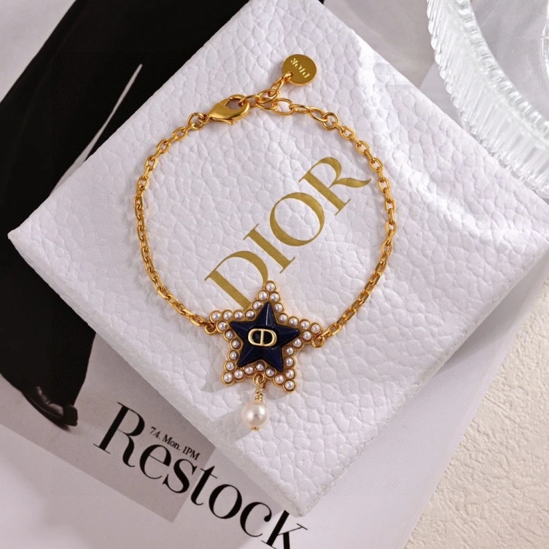 Christian Dxxr Necklaces UrbanStyle 293694