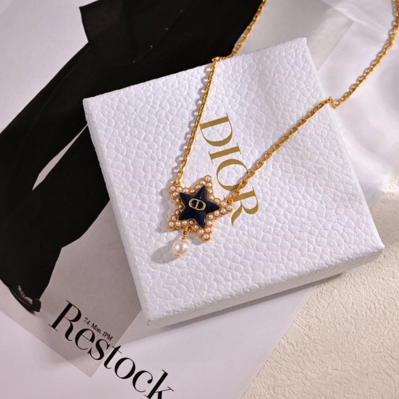 Christian Dxxr Necklaces UrbanStyle 293694