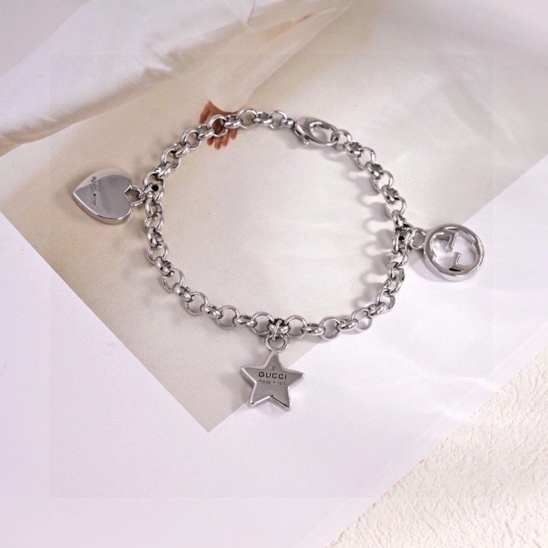Gxccx Necklaces Trendy 301926