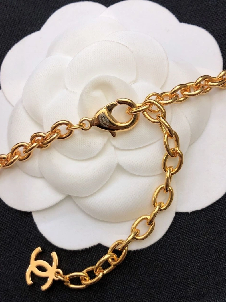 Chxnxl Earrings Bold 285145