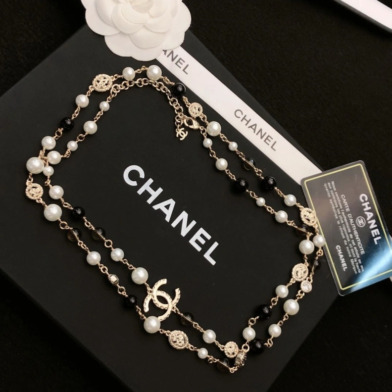 Resilient Chxnxl Necklaces 284825