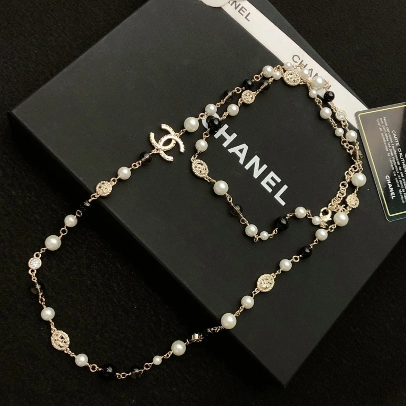 Resilient Chxnxl Necklaces 284825