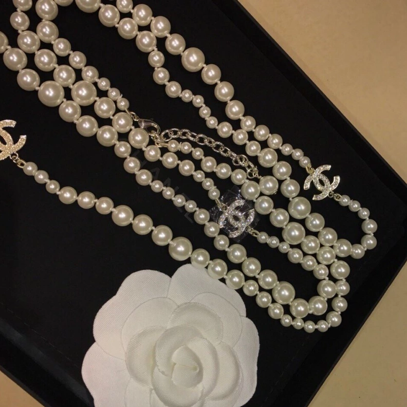 Sophisticated Chxnxl Necklaces 284826