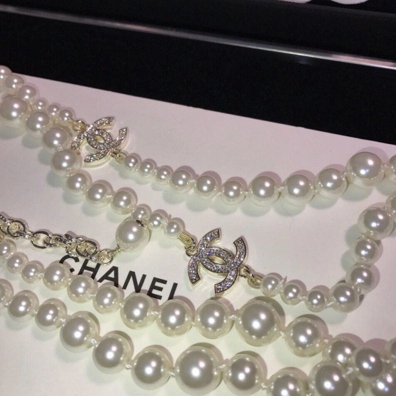 Sophisticated Chxnxl Necklaces 284826
